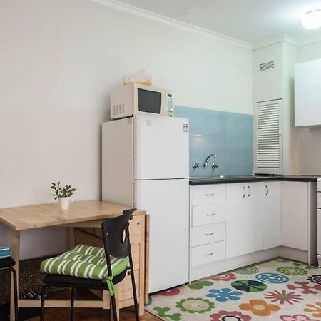 Elwood Beach Apartment ملبورن المظهر الخارجي الصورة